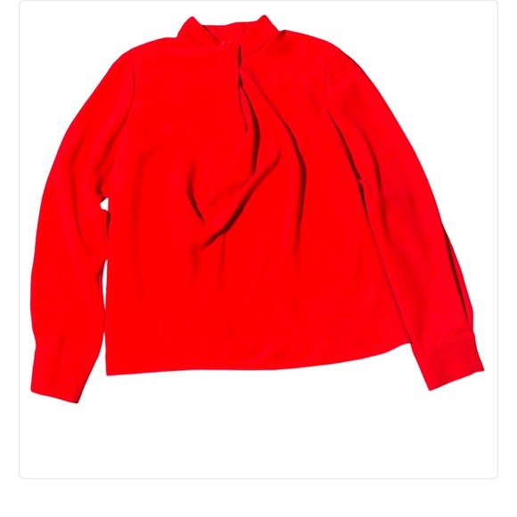 Elizabeth and James Tops - Elizabeth and James Women’s Vibrant Red Long Sleeve Blouse SZ L
